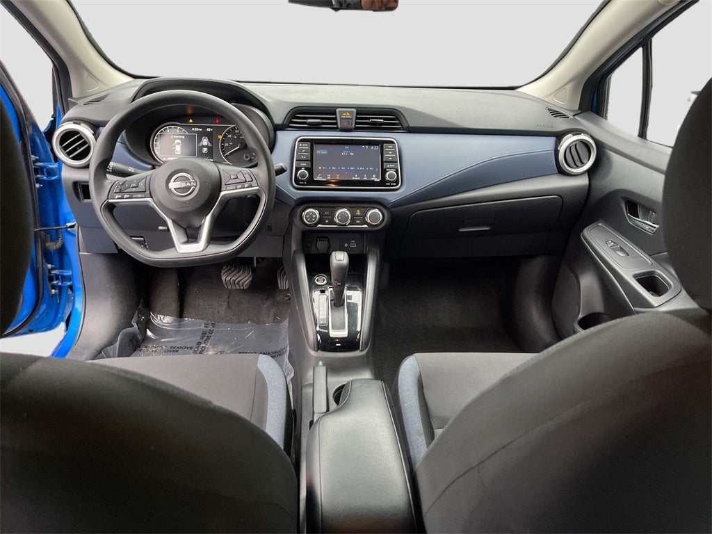 2023 Nissan Versa 1.6 SV