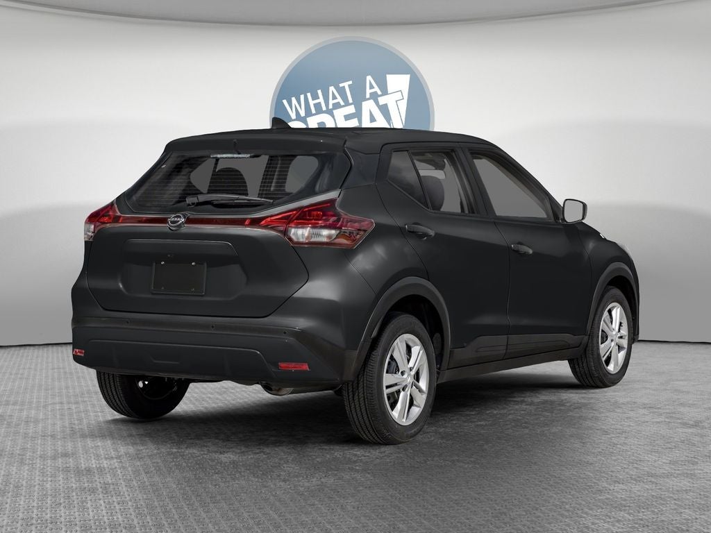 2025 Nissan Kicks Play S