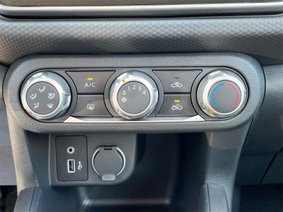 2025 Nissan Kicks Play S