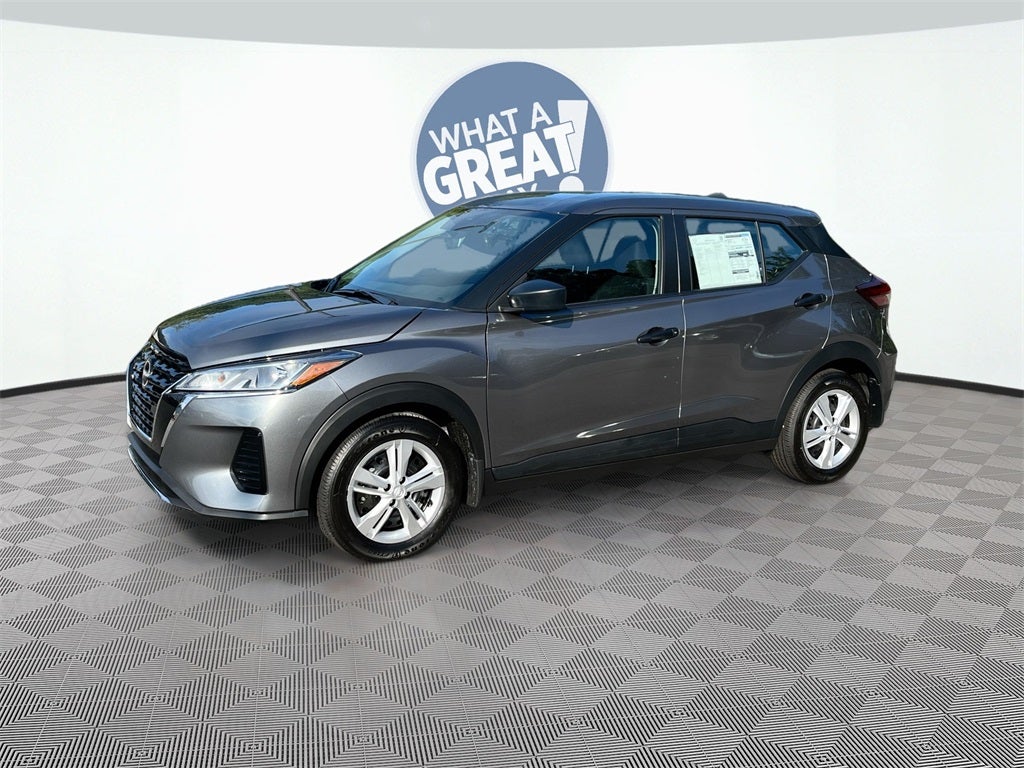 2025 Nissan Kicks Play S