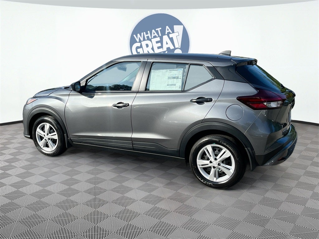 2025 Nissan Kicks Play S