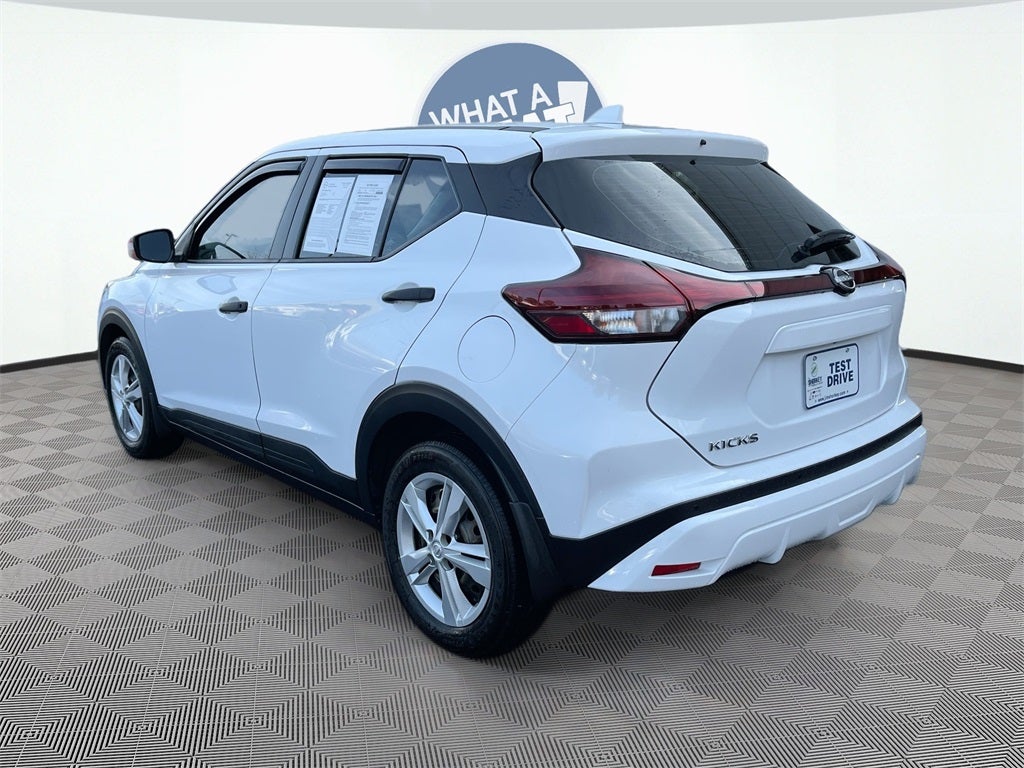 2023 Nissan Kicks S