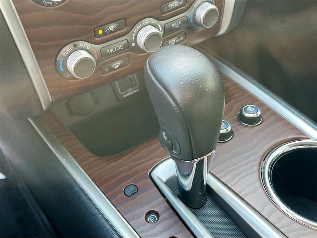 2020 Nissan Pathfinder Platinum