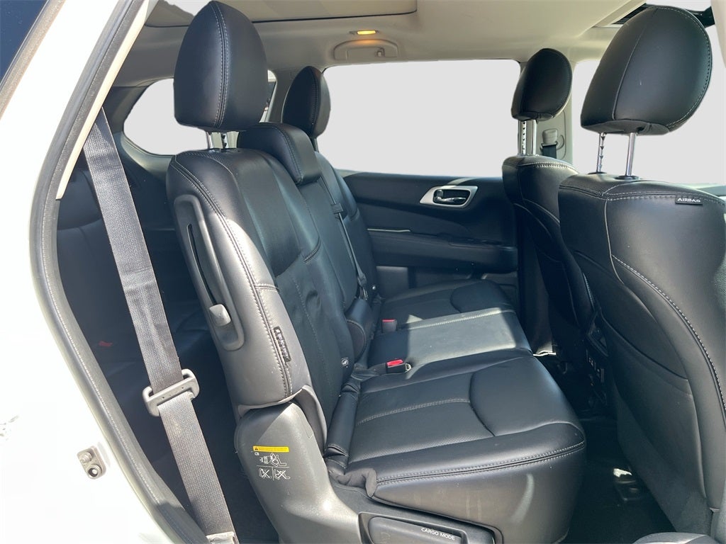 2020 Nissan Pathfinder Platinum