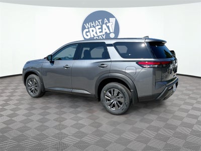 2025 Nissan Pathfinder S