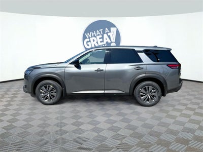 2025 Nissan Pathfinder S