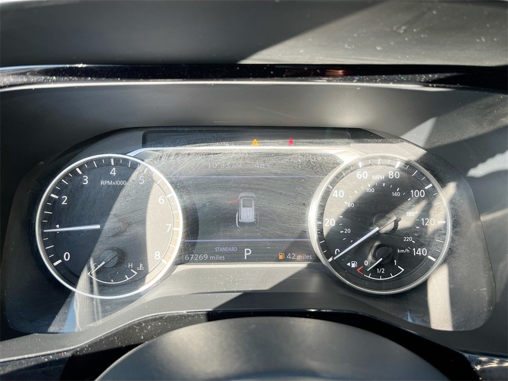 2022 Nissan Pathfinder SV