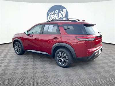 2023 Nissan Pathfinder SV