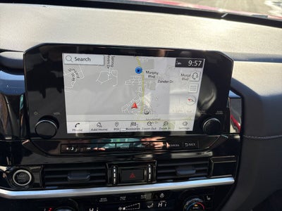 2022 Nissan Pathfinder SL