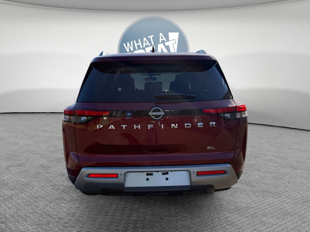 2022 Nissan Pathfinder SL
