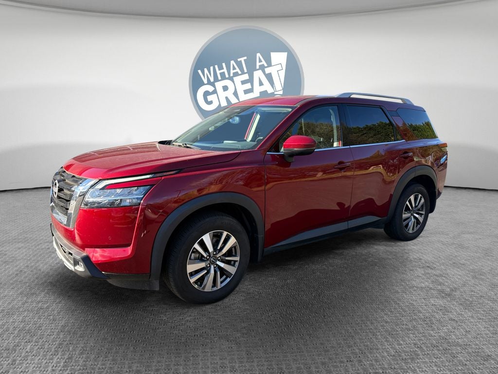 2022 Nissan Pathfinder SL