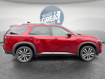 2024 Nissan Pathfinder Platinum