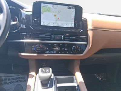 2025 Nissan Pathfinder Platinum