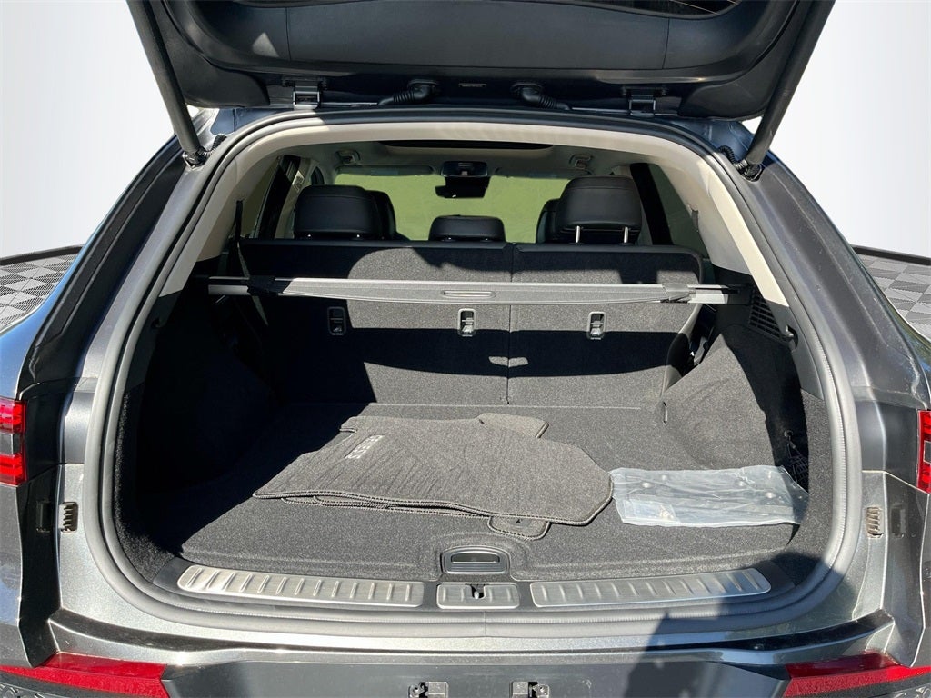 2024 Genesis GV70 2.5T