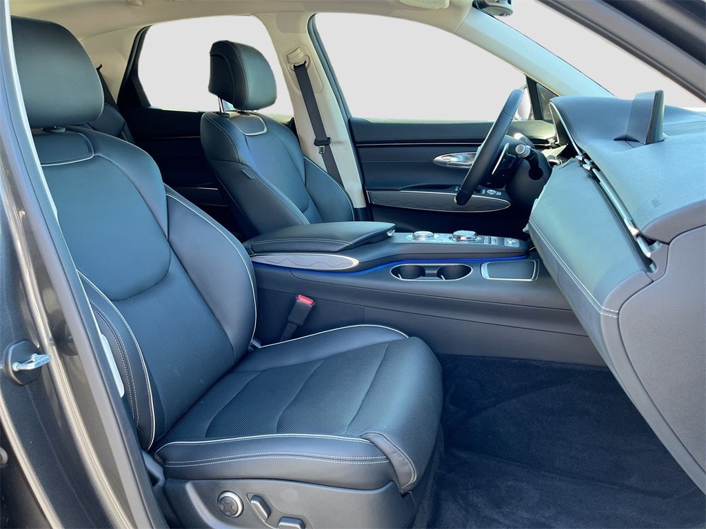 2024 Genesis GV70 2.5T