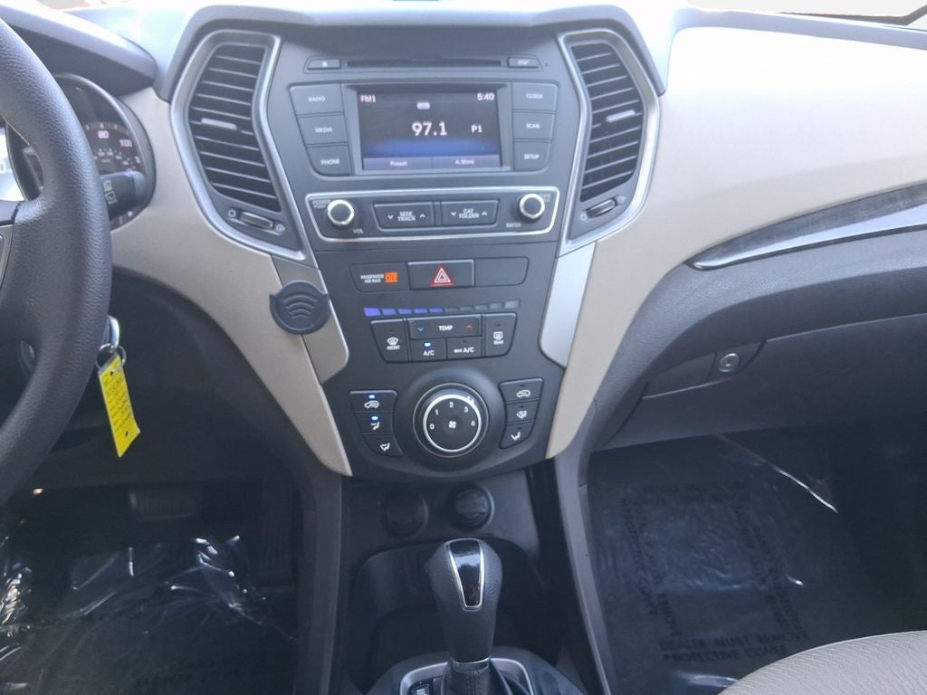 2017 Hyundai Santa Fe Sport 2.4 Base