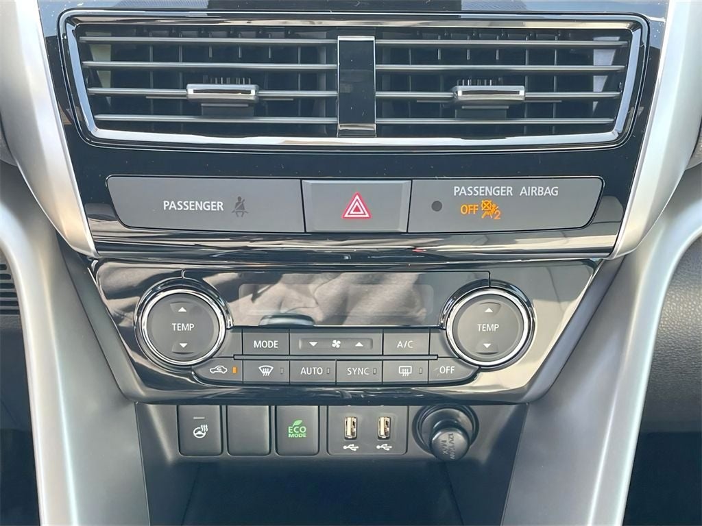 2026 Mitsubishi Eclipse Cross Base