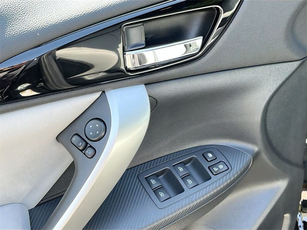 2026 Mitsubishi Eclipse Cross Base