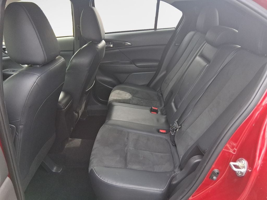 2024 Mitsubishi Eclipse Cross Base