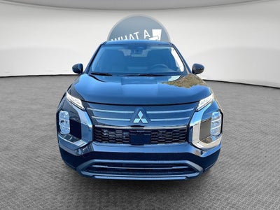 2026 Mitsubishi Outlander ES