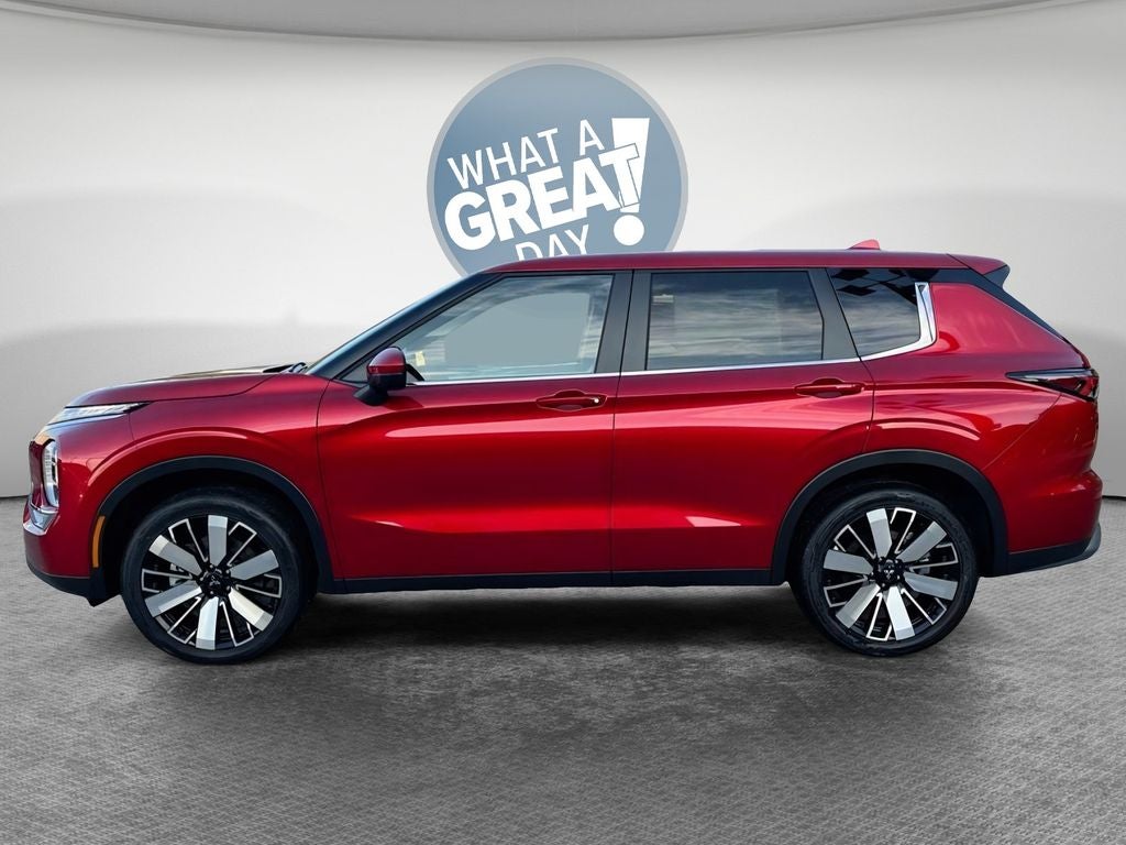 2025 Mitsubishi Outlander SE