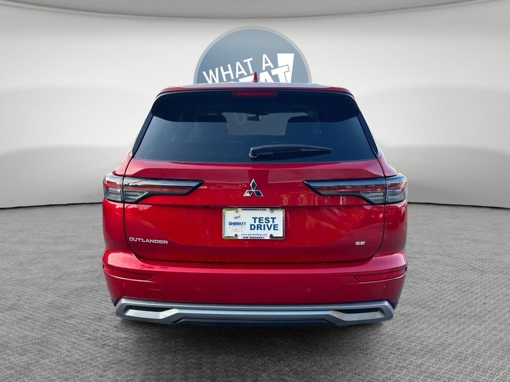 2025 Mitsubishi Outlander SE