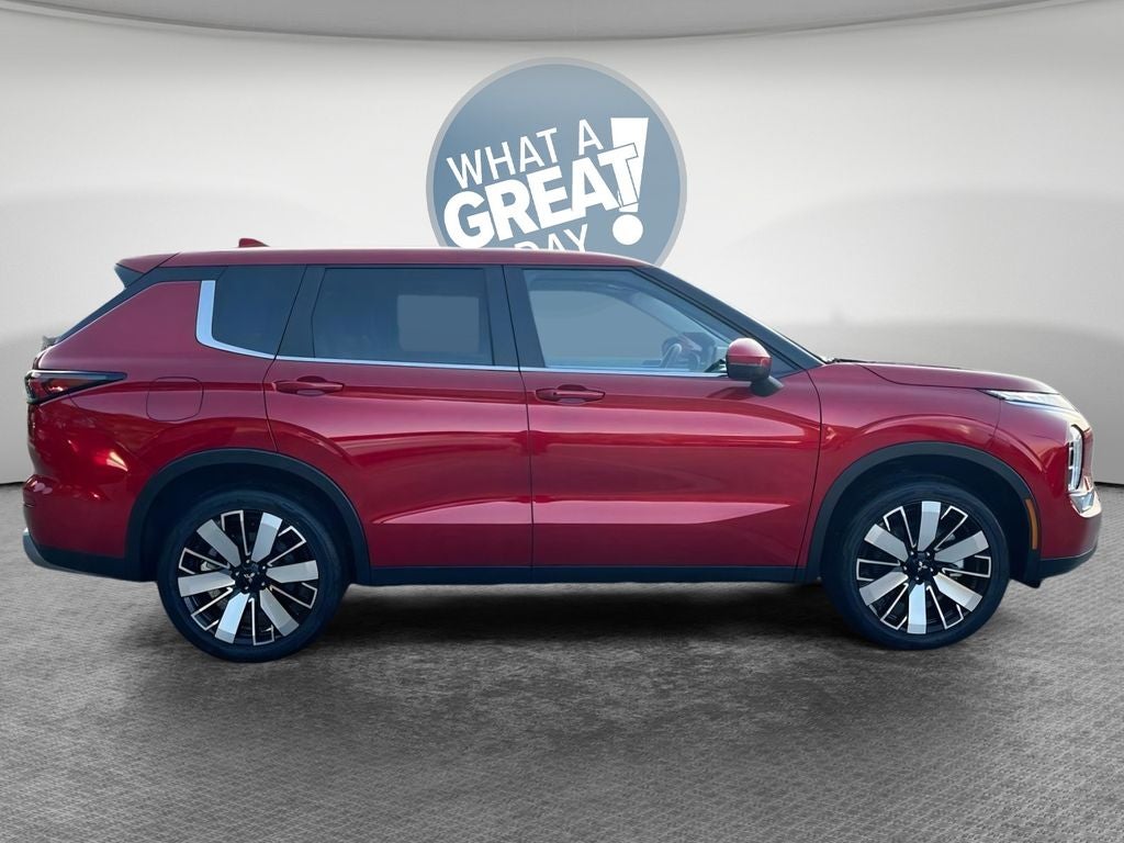 2025 Mitsubishi Outlander SE
