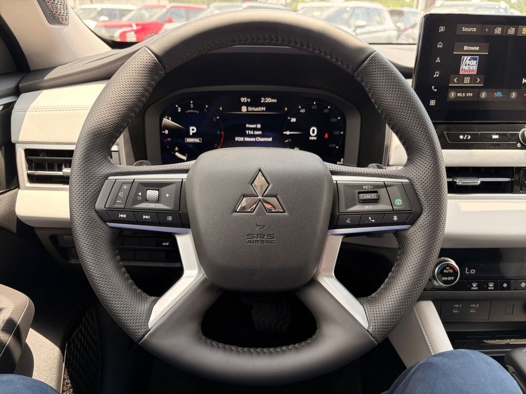 2026 Mitsubishi Outlander SE