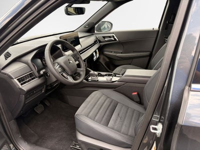 2026 Mitsubishi Outlander LE