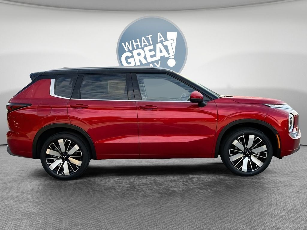 2025 Mitsubishi Outlander SEL