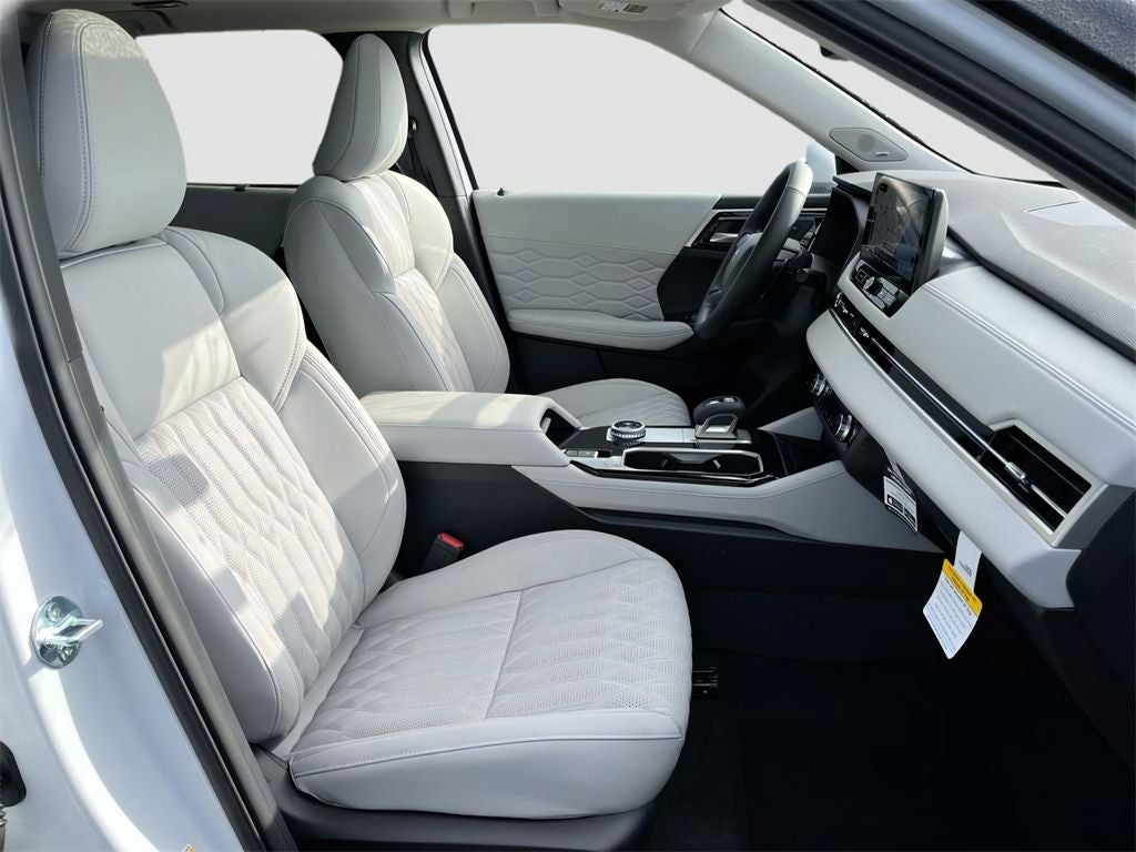 2026 Mitsubishi Outlander SEL