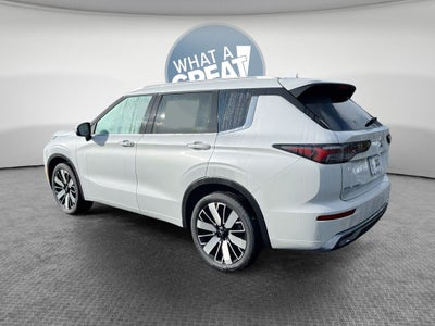 2026 Mitsubishi Outlander SEL