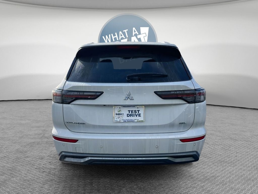 2026 Mitsubishi Outlander SEL