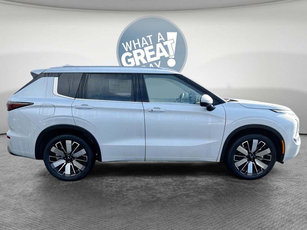 2026 Mitsubishi Outlander SEL