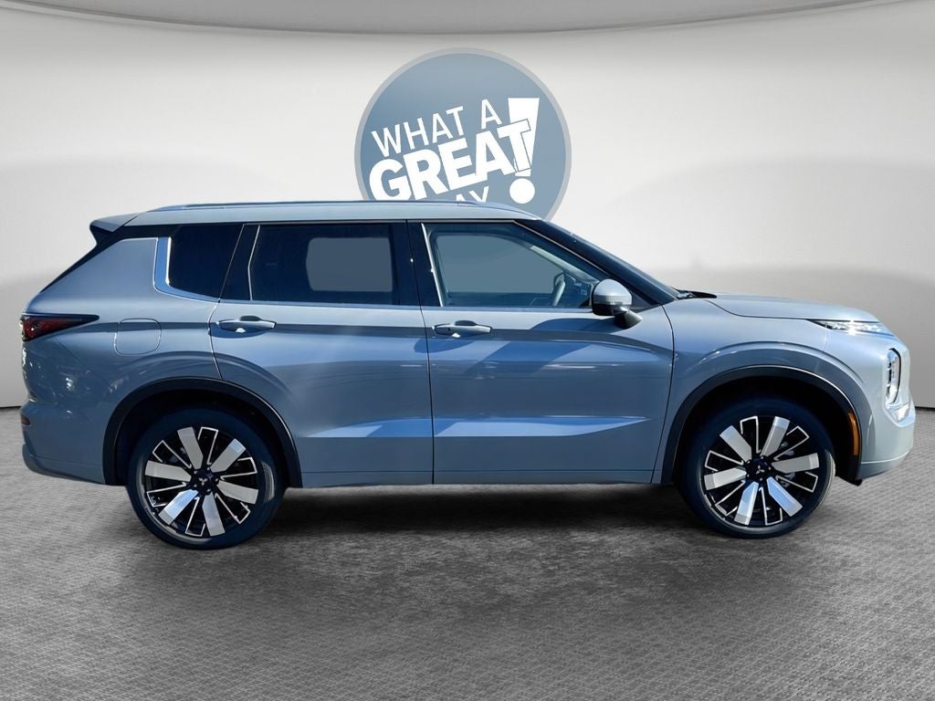 2026 Mitsubishi Outlander SEL