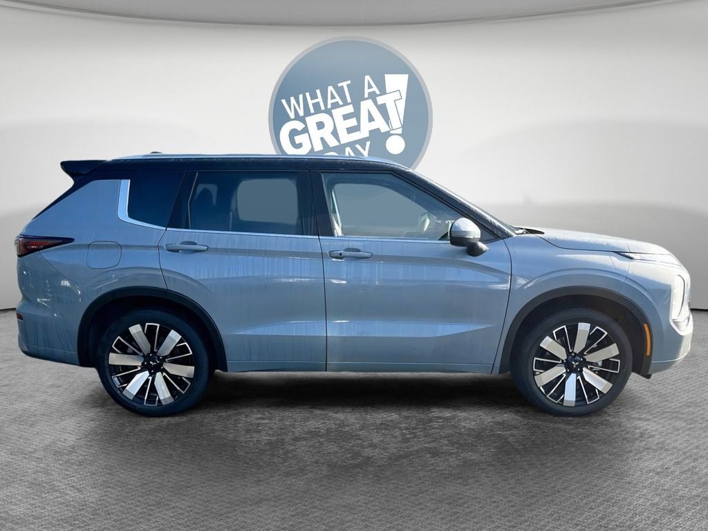 2026 Mitsubishi Outlander SEL