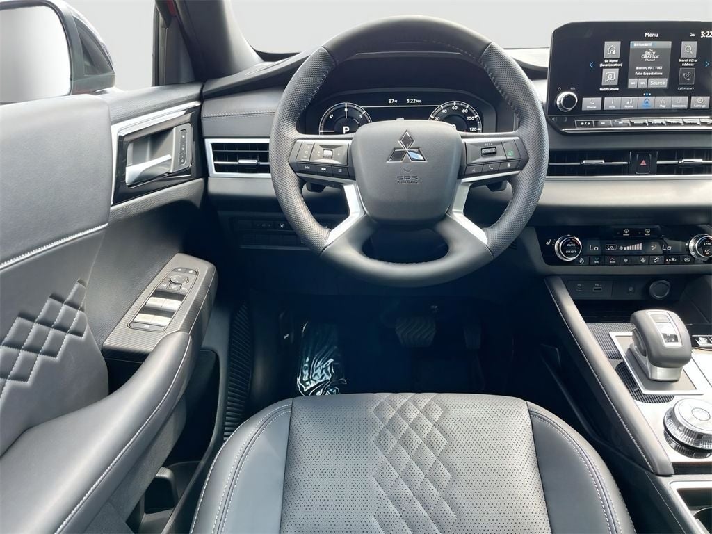 2025 Mitsubishi Outlander PHEV Base