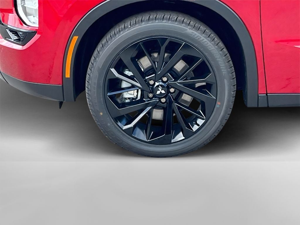 2025 Mitsubishi Outlander PHEV Base