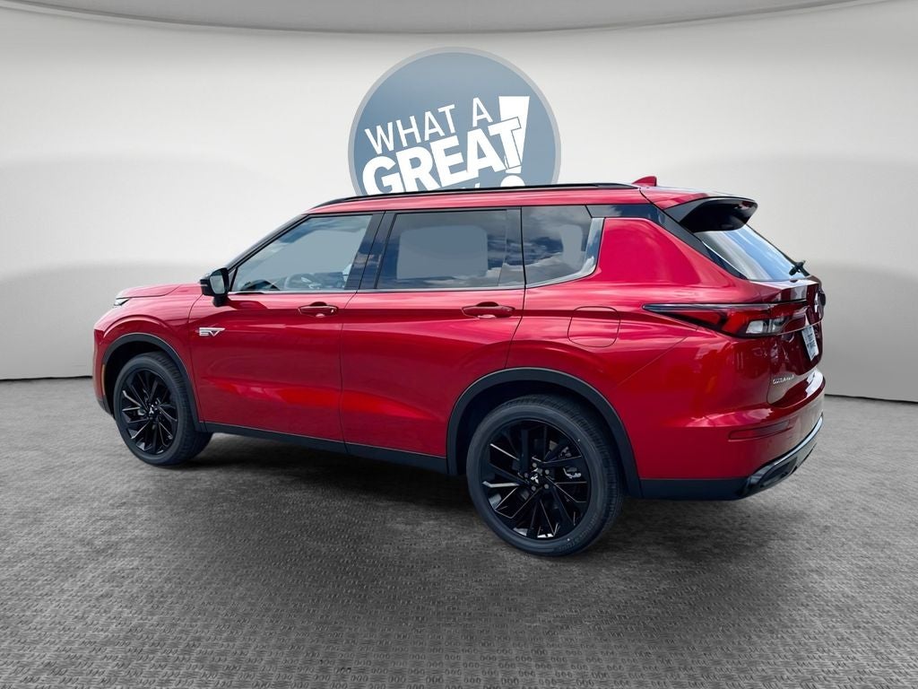 2025 Mitsubishi Outlander PHEV Base