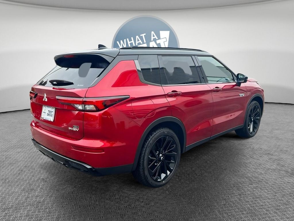 2025 Mitsubishi Outlander PHEV Base