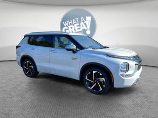 2025 Mitsubishi Outlander PHEV SEL