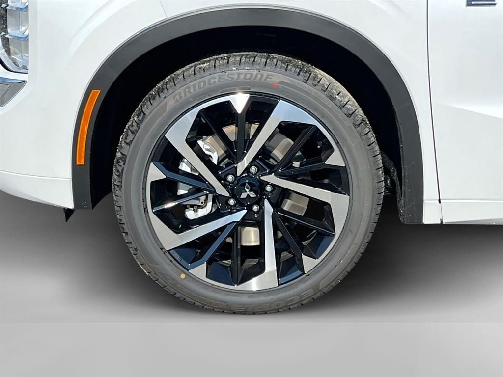 2025 Mitsubishi Outlander PHEV SEL