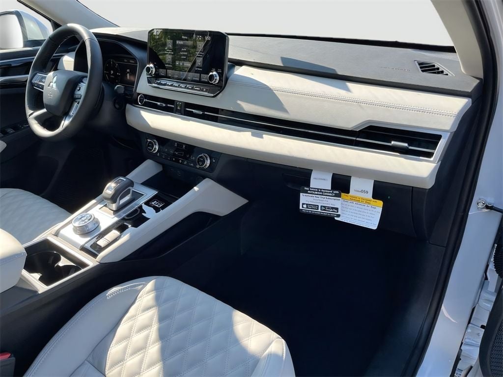 2025 Mitsubishi Outlander PHEV SEL