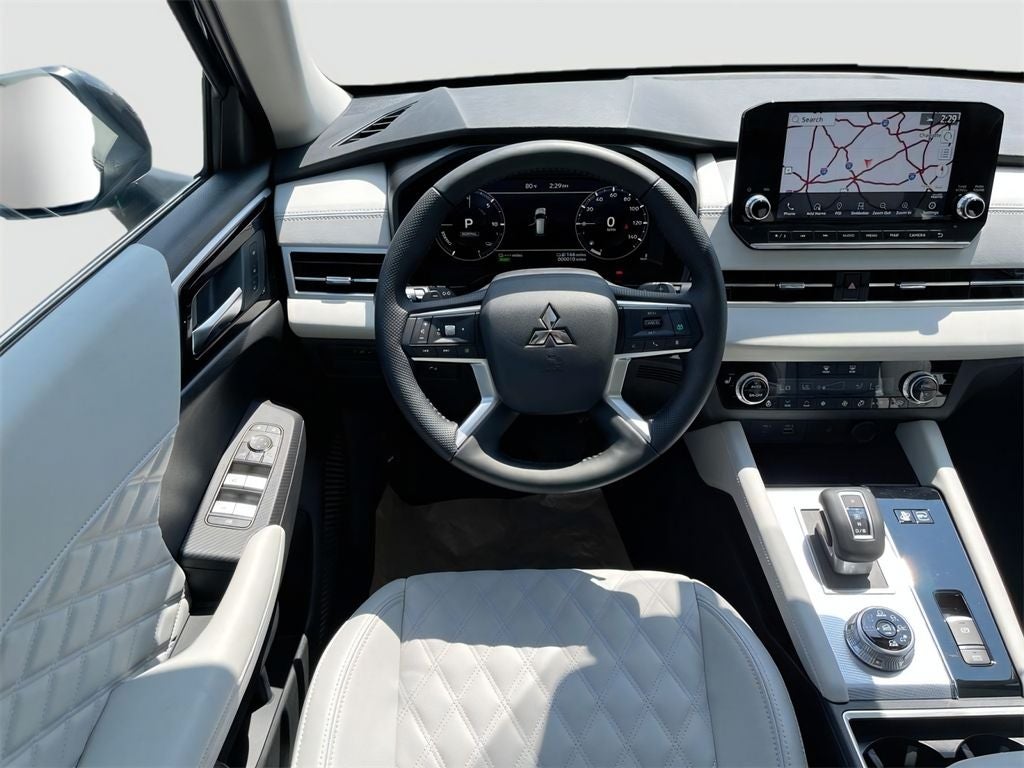 2025 Mitsubishi Outlander PHEV SEL