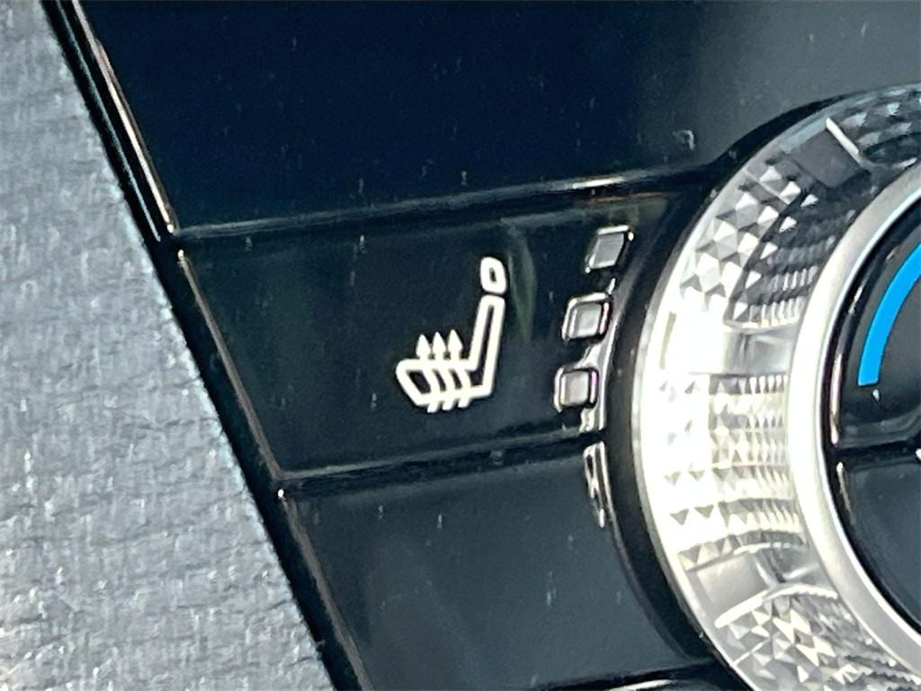 2025 Mitsubishi Outlander PHEV Base