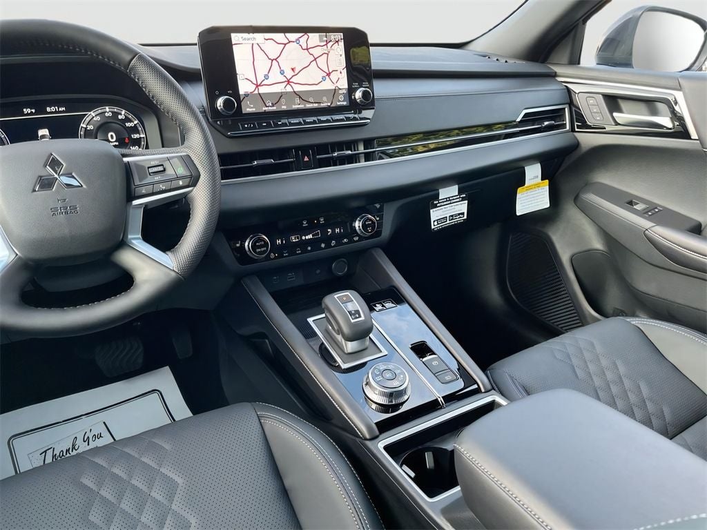 2025 Mitsubishi Outlander PHEV Base