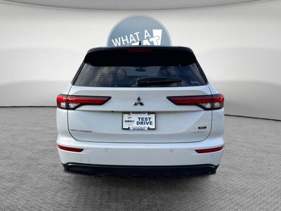 2025 Mitsubishi Outlander PHEV Base