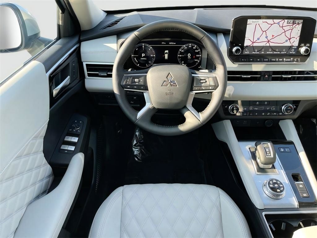 2025 Mitsubishi Outlander PHEV SEL