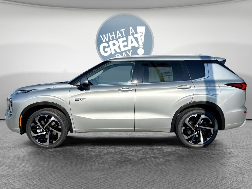 2025 Mitsubishi Outlander PHEV SEL