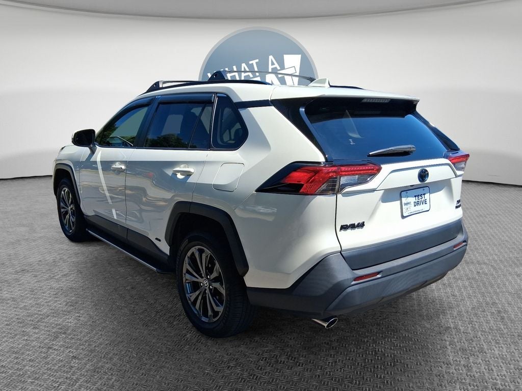 2022 Toyota RAV4 Hybrid XLE Premium